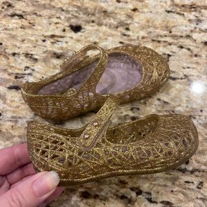 Mini Melissa gold Zigzag toddler girl Shoes 7, VGUC